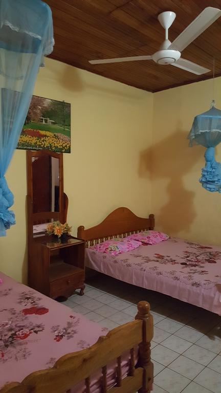 Isuruma Rest Катарагама Номер фото
